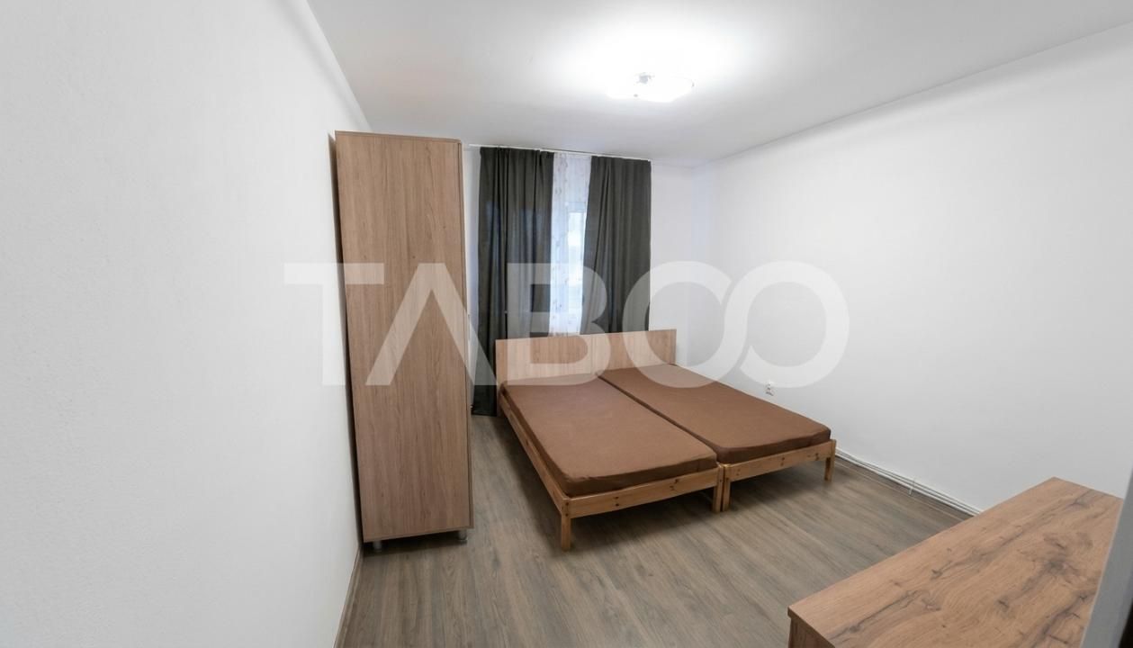 Apartament cu 2 camere de vanzare in bloc izolat cu boxa in Gruia – fotografia 3 din 7