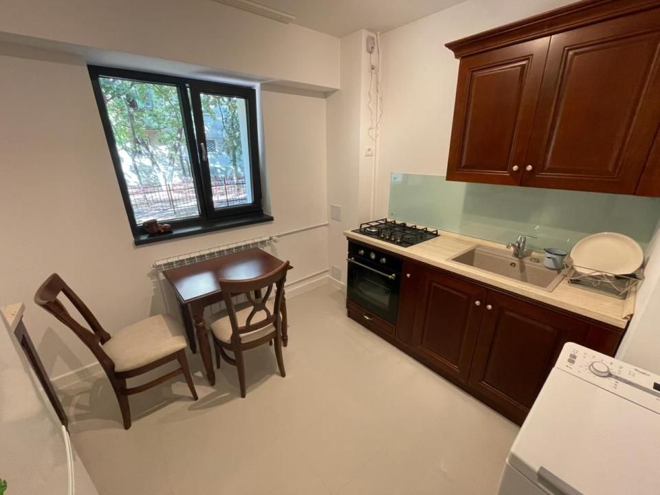 Garsoniera de inchiriat | Muncii | Metrou | Mobilat | Utilat | – fotografia 4 din 8