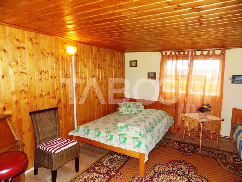 Pensiune de vanzare 13 camere si teren 3000 mp la cheie Comision 0% – fotografia 37 din 53
