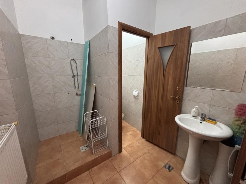 Spatiu Depozitare / Productie / Birouri - Metrou Costin Georgian - Parcare! – fotografia 9 din 10