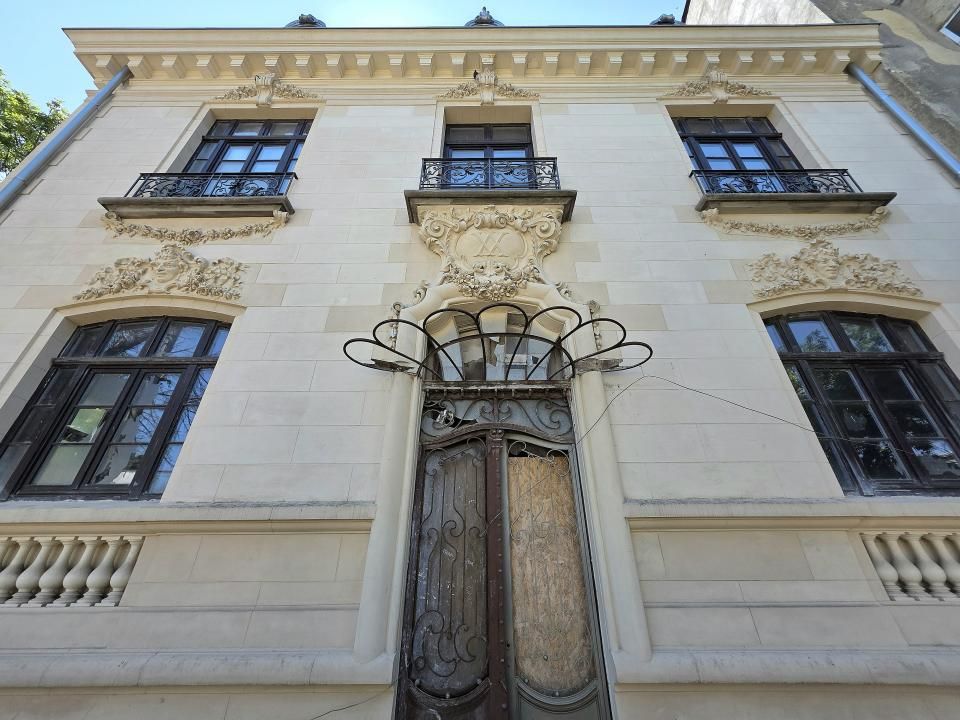 Ultracentral | 319SQM Historic Villa + 306sqm Land | Arh Ion Berindei – fotografia 1 din 7