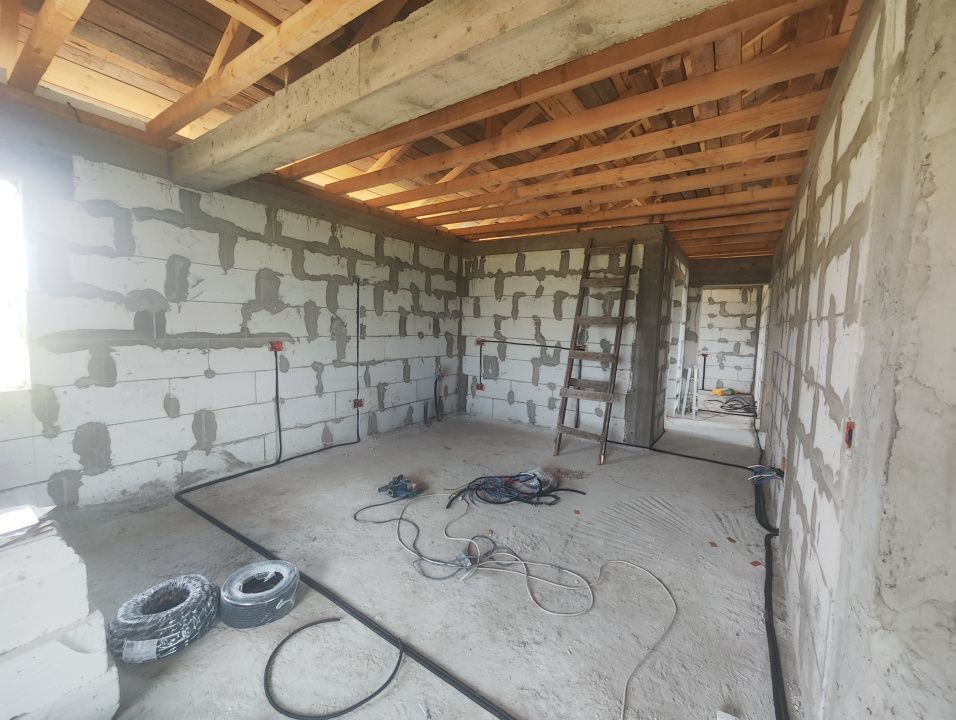 Casa 4 camere, teren 402 mp, localitatea Isalnita. – fotografia 3 din 8