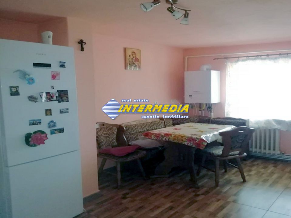 Apartament 2 camere de inchiriat Alba Iulia zona Tolstoi mobilat utilat complet – fotografia 5 din 9