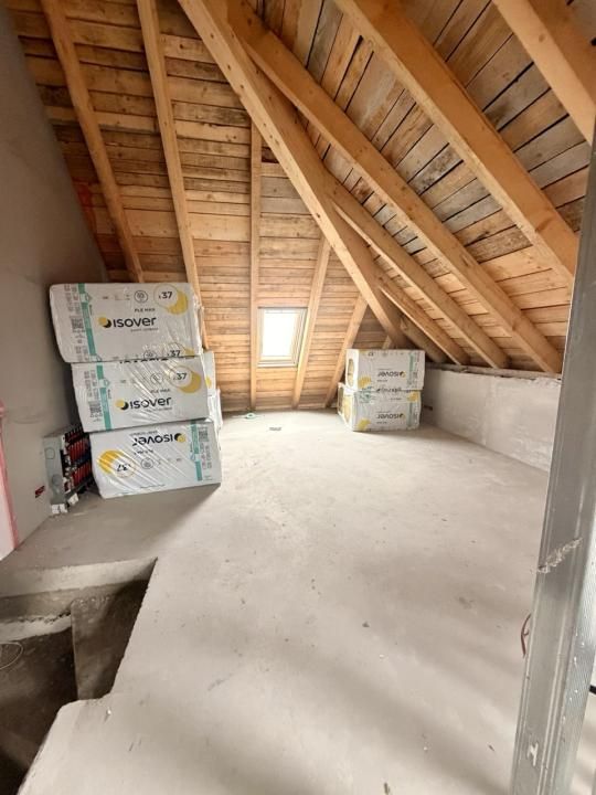 Duplex P+1E cu supanta, model deosebit, 4 camere, 4 bai - Dumbravita – fotografia 16 din 21