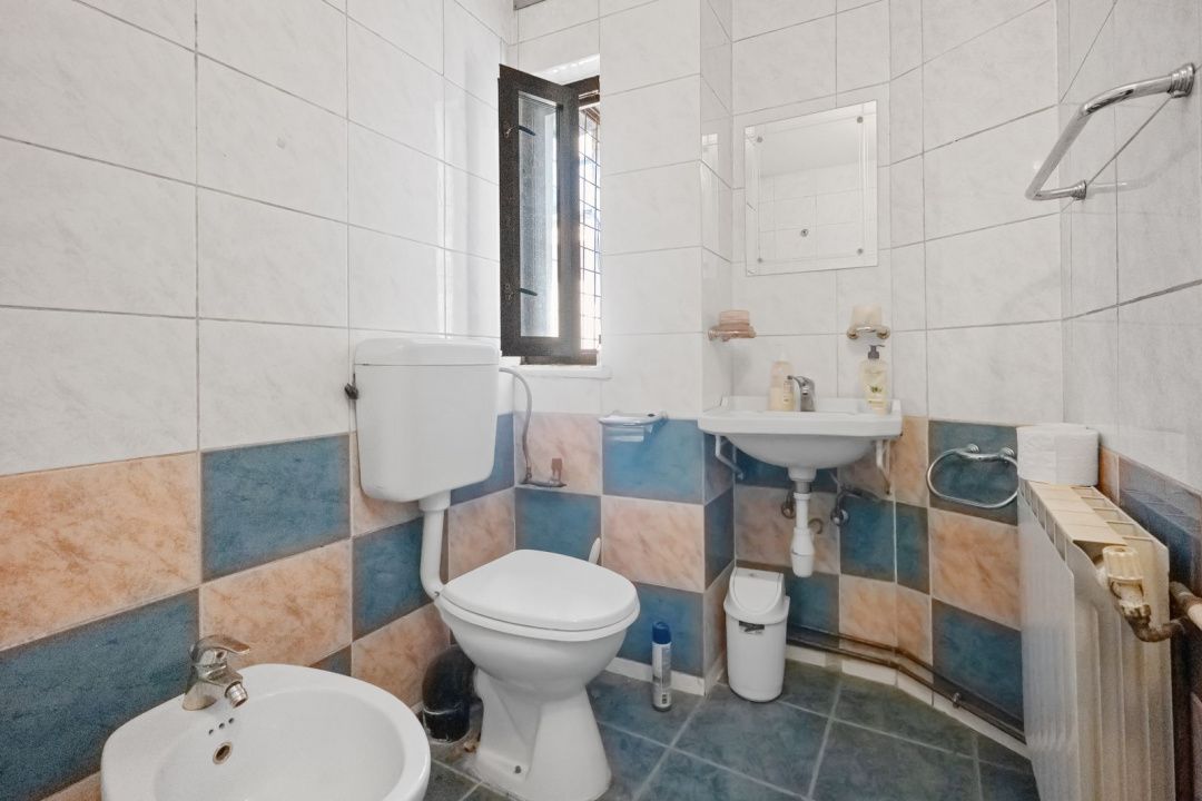 VANZARE VILA 9 CAMERE DACIA- RADU DE LA AFUMATI NR. 42 - COMISION 0% – fotografia 37 din 40