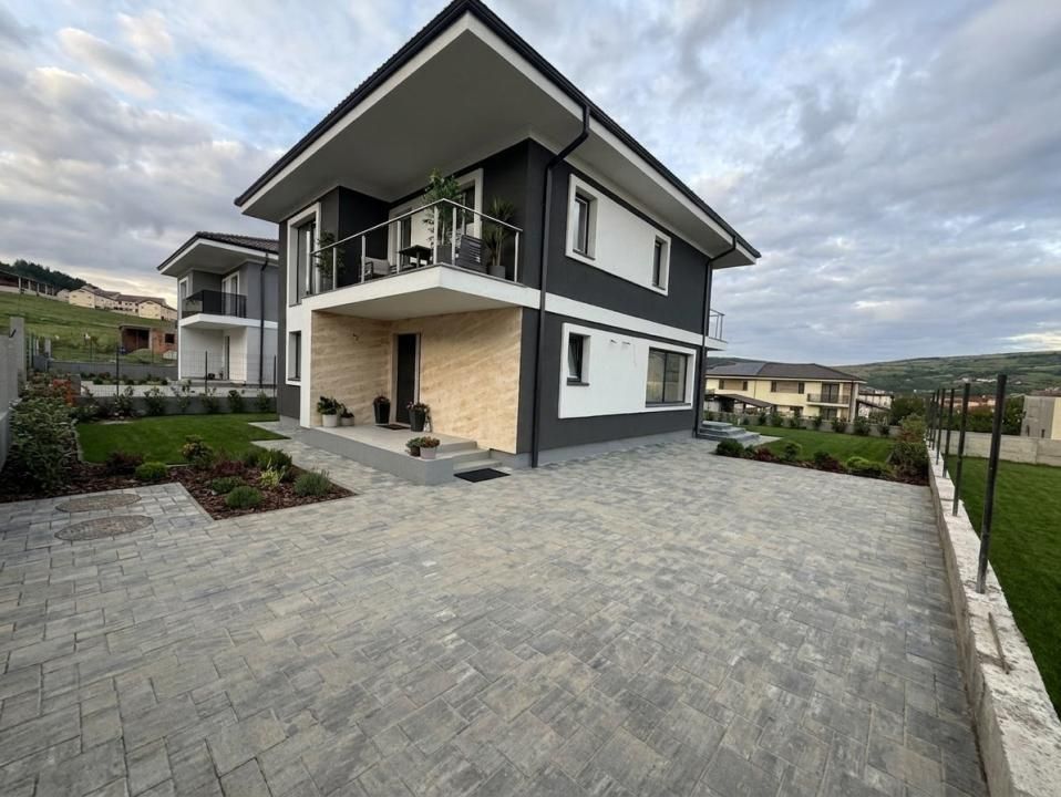 Casă individuală, 120 mp utili, teren 500 mp | Chinteni – fotografia 1 din 14