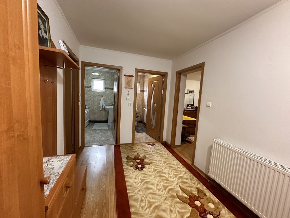 Casa Finisata 6 camere 681 mp.Teren Micesti Renovata Modern Curte Gard Utiliati – fotografia 49 din 68