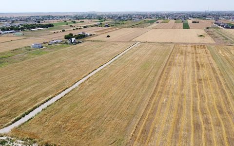 Teren Intravilan In Rate Com Berceni | utilitati: curent - gaz | #EG34