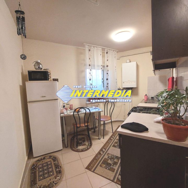 Garsoniera de vanzare in Cetate etaj 1 decomandata – fotografia 3 din 8