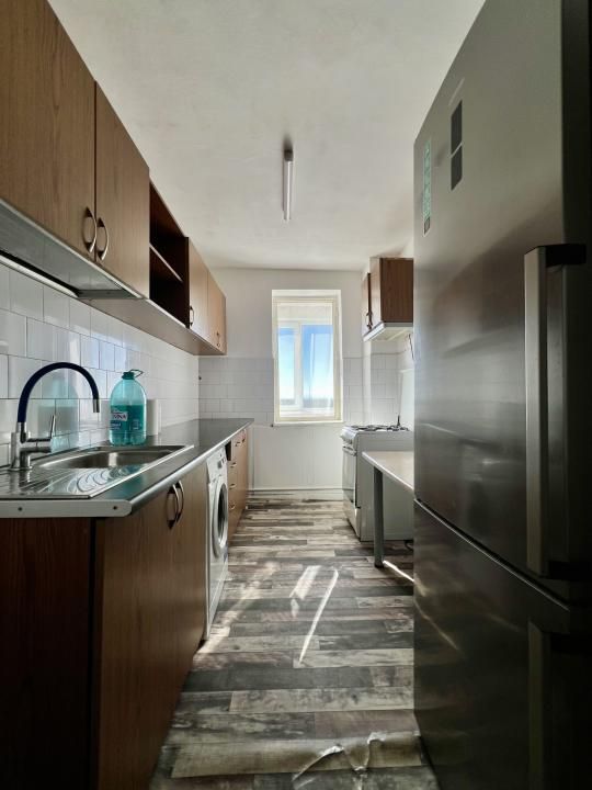 Apartament 3 camere, decomandat, 70 mp utili - zona Sagului – fotografia 8 din 11
