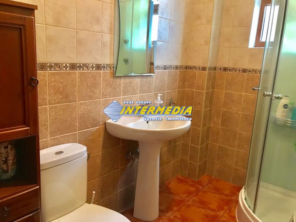 Casa de vanzare Alba Iulia CETATE cu 4 dormitoare si living finisata complet – fotografia 19 din 34