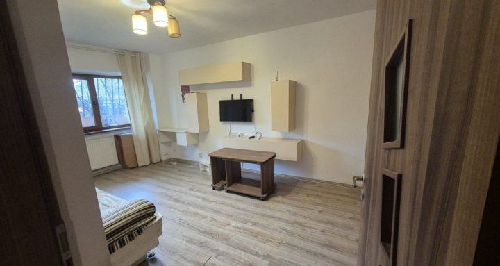 Garsoniera de vanzare | Lacul Tei | Bloc Izolat | Facultatea UTCB | – fotografia 1 din 6