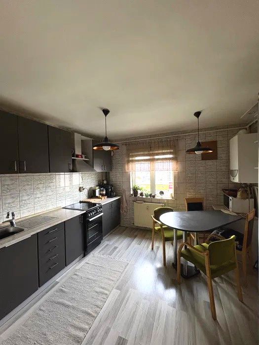 Apartament spațios cu 4 camere, 82 mp utili, etaj 8/9, Aleea Padin – fotografia 1 din 8