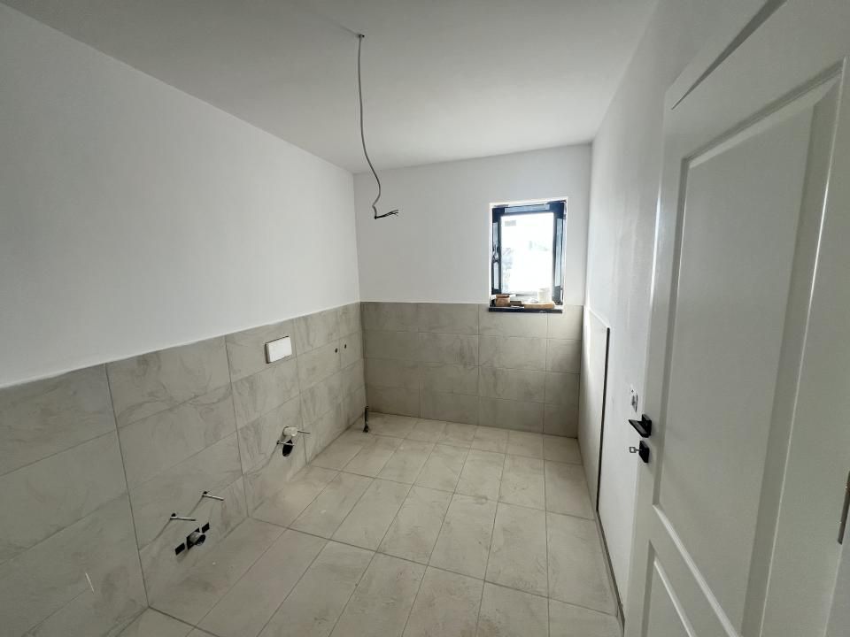 Casa-Duplex-129mp-Utili-250mp-Curte-Izvor-Tarlungeni – fotografia 14 din 17