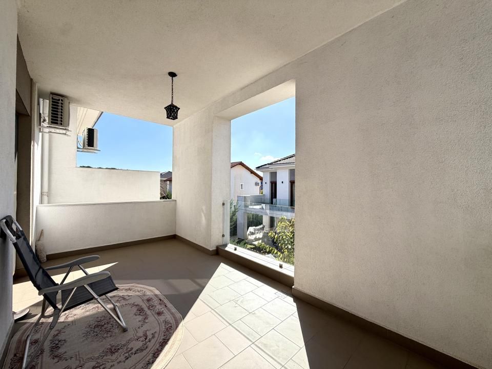 Triplex modern, 110 mp utili, perete dublu, 206 mp teren - Dumbravita – fotografia 11 din 17