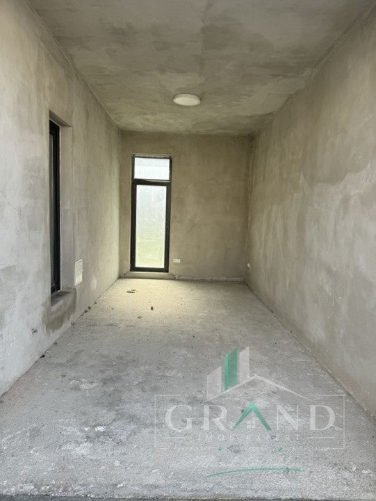 OPORTUNITATE!Casă individuală | 4 camere | 3 băi | Garaj | Terasă | Dezmir – fotografia 32 din 36
