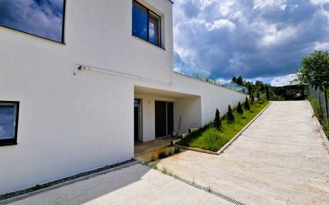 Duplex deosebit cu CF, in zona Wonderland