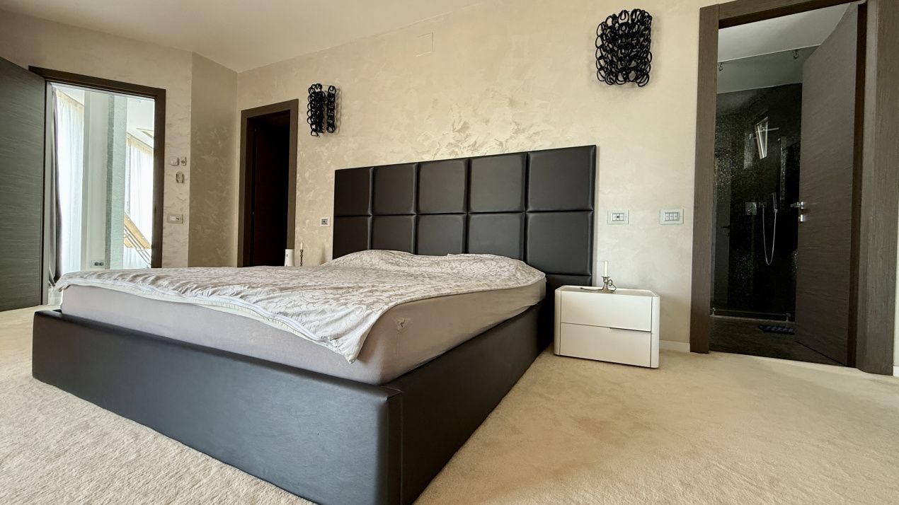 Penthouse UNIC 204 mp totali in Tomis Nord Constanta mobilat si utilat – fotografia 22 din 38