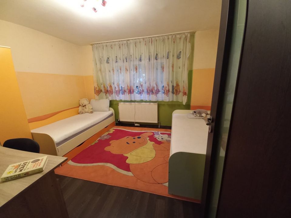 Apartament cu 3 camere, 80 mp utili, mobilat si utilat complet – Zona Lunei – fotografia 5 din 13