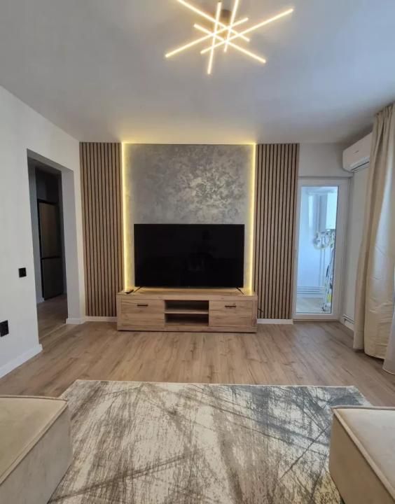 Apartament 2 camere, finisat, balcon, LIFT, etaj intermediar, Academia de Muzica – fotografia 1 din 8
