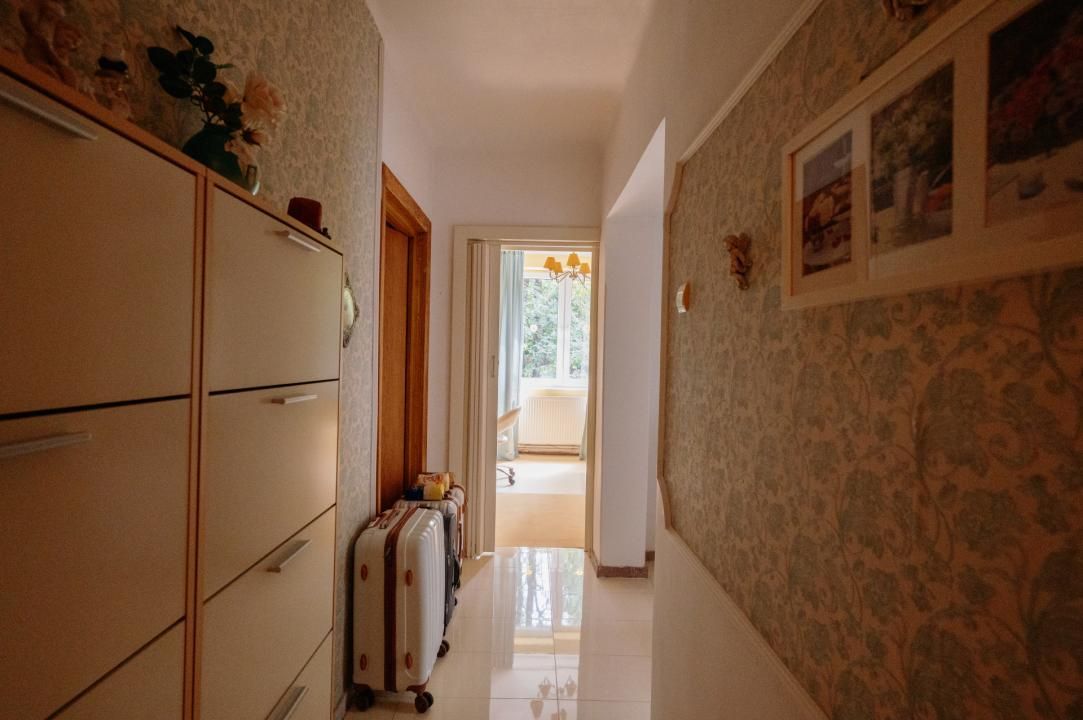 Apartament 4 camere în casă tip elvetian, cu teren propriu, garaj și grădină – fotografia 13 din 31