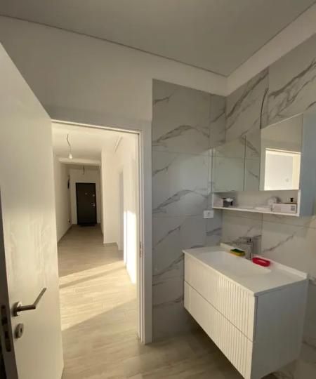 2 Camere de inchiriat | Aparatorii Patriei | Metrou | Spatiu Birou | Nemobilat – fotografia 5 din 8