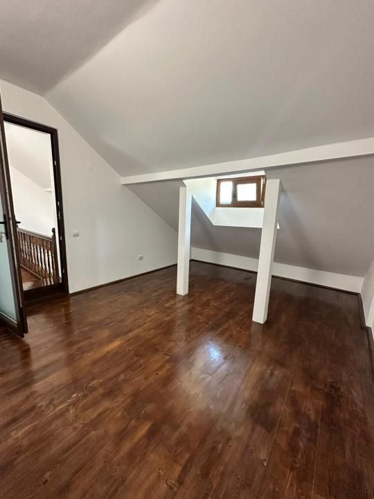 Reședință deosebită 5 Camere | 200 mp Utili | 1.438 mp Teren | Aleea Mănăstirii – fotografia 17 din 20