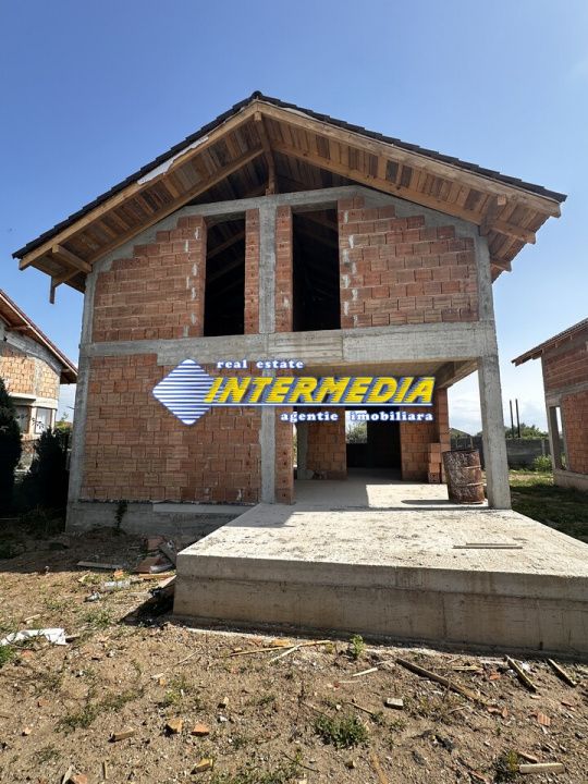 Vanzare Casa Individuala P+M la Rosu cu 345 mp teren si utilitati in Alba Iulia – fotografia 11 din 17