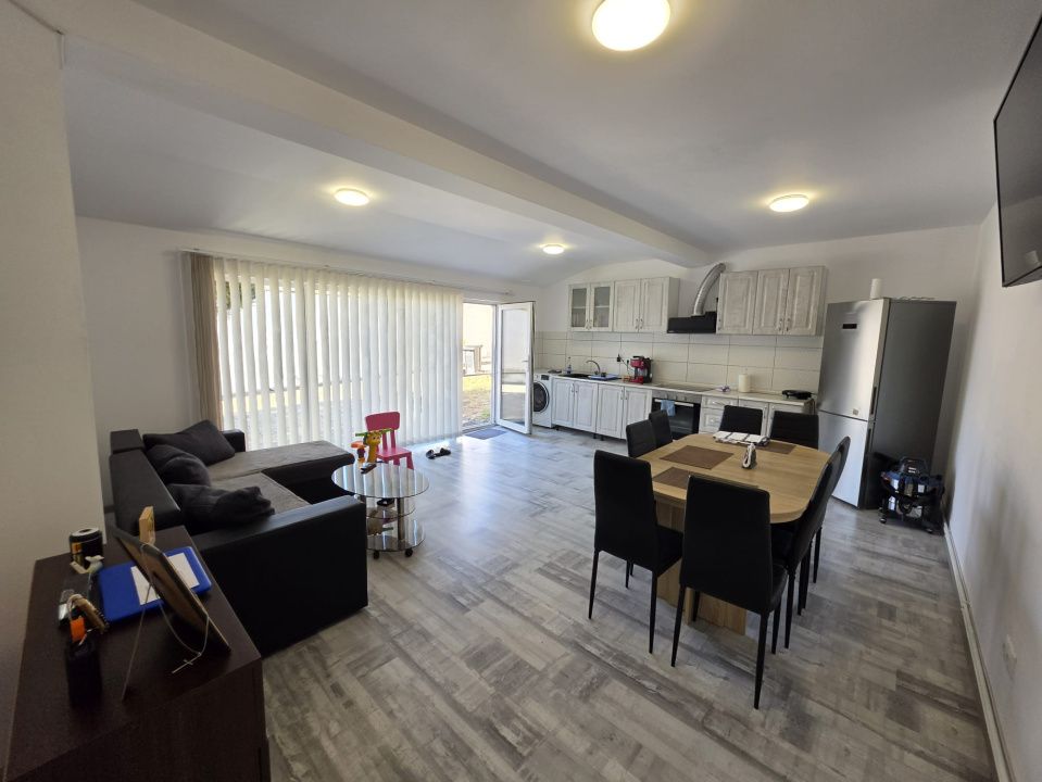 Casa de vanzare, Turnisor,2 corpuri, 140 mp utili, 290 curte comuna – fotografia 2 din 19