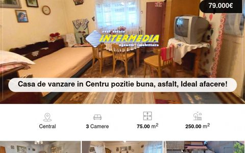 Casa de vanzare in Centru pozitie buna, asfalt, Ideal afacere!