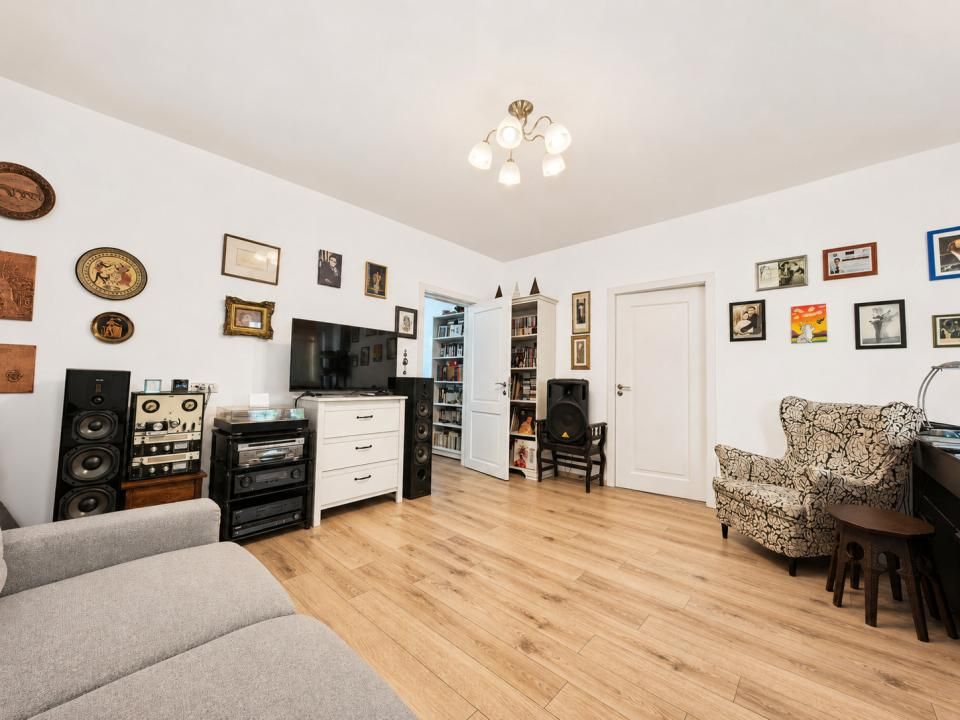0% Comision | 2 Camere cu farmec 70MP | Renovat 2023, tavane înalte, FARA Risc – fotografia 8 din 22