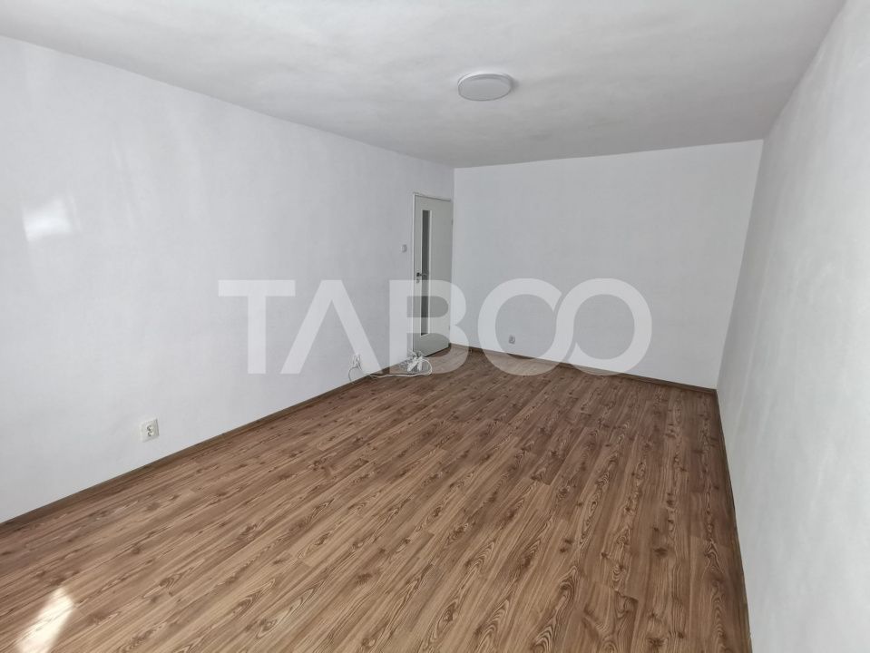 Apartament cu 3 camere decomandate la parter inalt in zona Terezian – fotografia 6 din 10