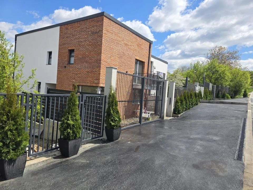 Casă Cuplată NZEB, 180 mp utili + Subsol 50 mp, Teren 300 mp – fotografia 10 din 13