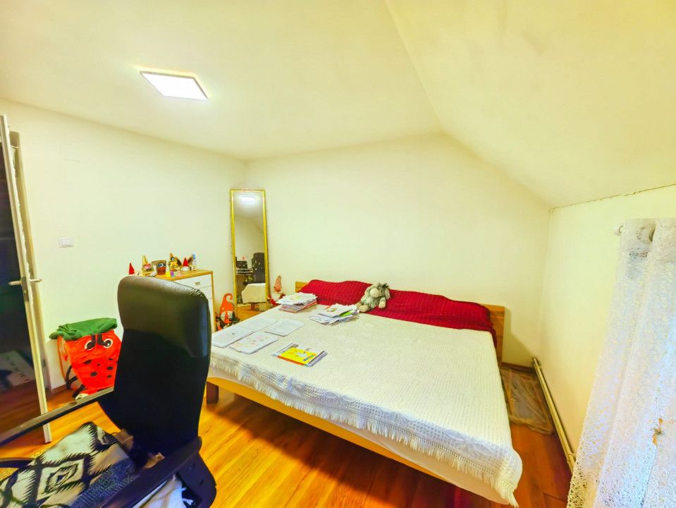 Casa Inedita , 300 mp utili, P+M,  5 bai, 6 dormitoare , 1975 mp teren,  Sacalaz – fotografia 73 din 91