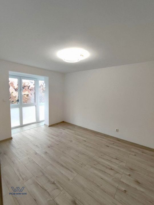 De vânzare Apartament Ultracentral Pitești – fotografia 1 din 7
