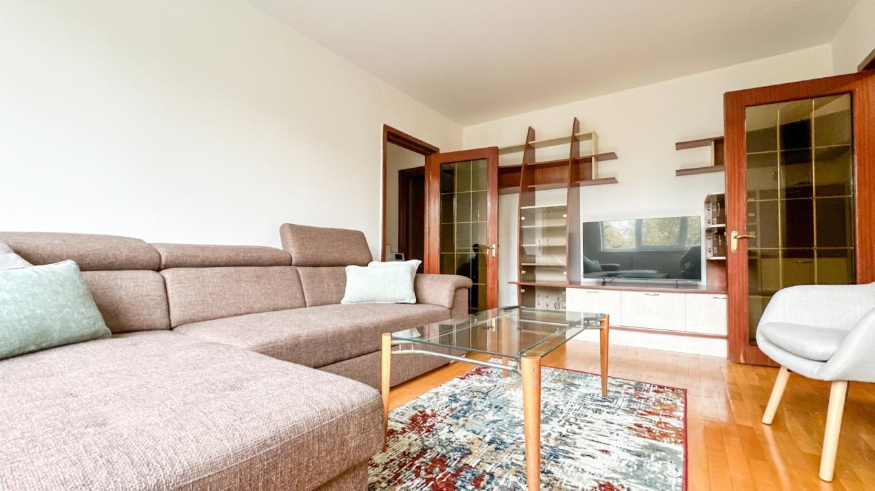 Închiriere apartament 3 camere cu loc de parcare, Dr. Taberei, Str.Valea Oltului – fotografia 7 din 14