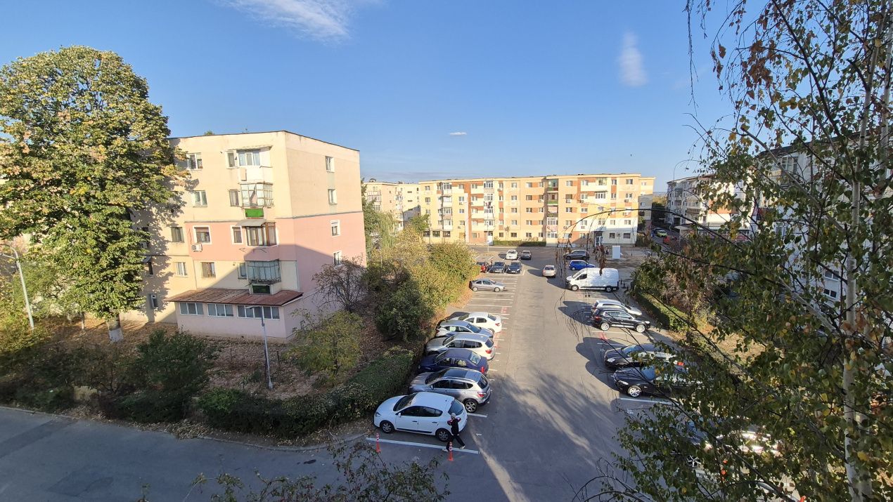Vânzare apartament 3 camere, et. 3, str. Olari - zona Liceului Pedagogic – fotografia 9 din 10