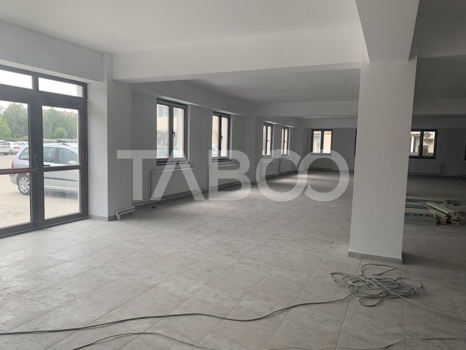 Spatiu comercial de inchiriat de 600 mp zona Centrala in Sibiu – fotografia 3 din 17