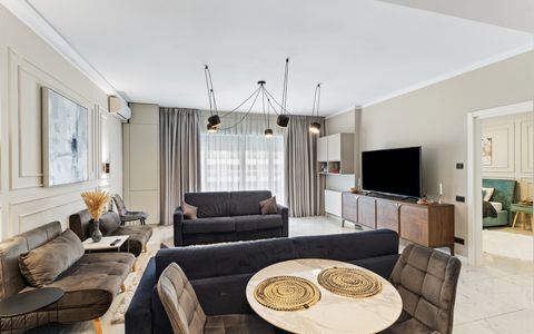 Apartament cu 2 camere și 2 băi, cu vedere spectaculoasă la mare și lac