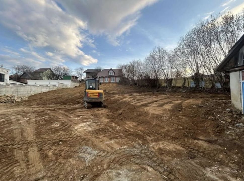 Teren intravilan cu panoramă asupra orașului – Feleacu – fotografia 1 din 3
