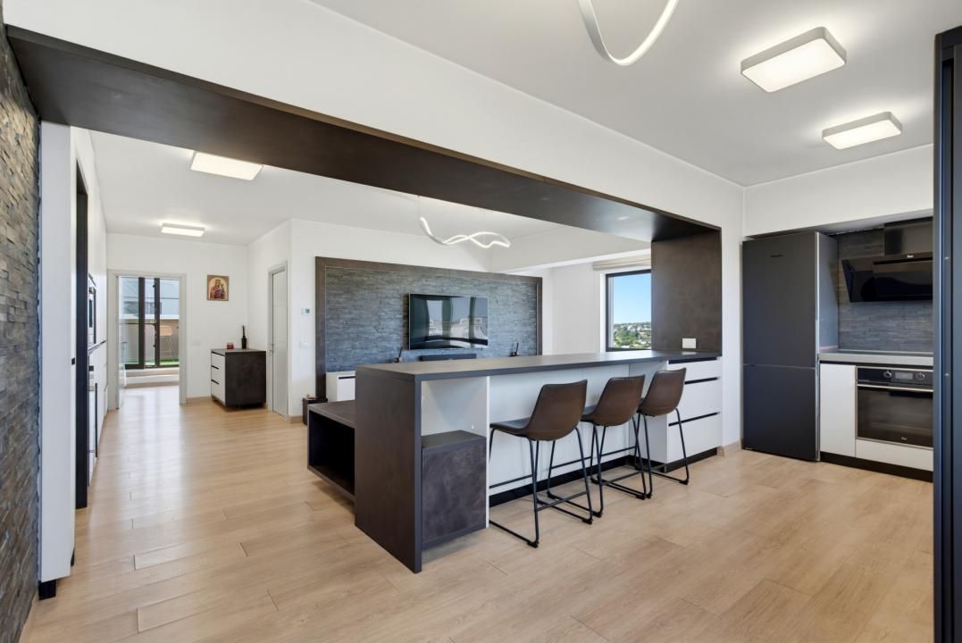 Vânzare Penthouse 3 Camere 2 Băi Newton Tătărași 168 mp READY TO MOVE – fotografia 4 din 32