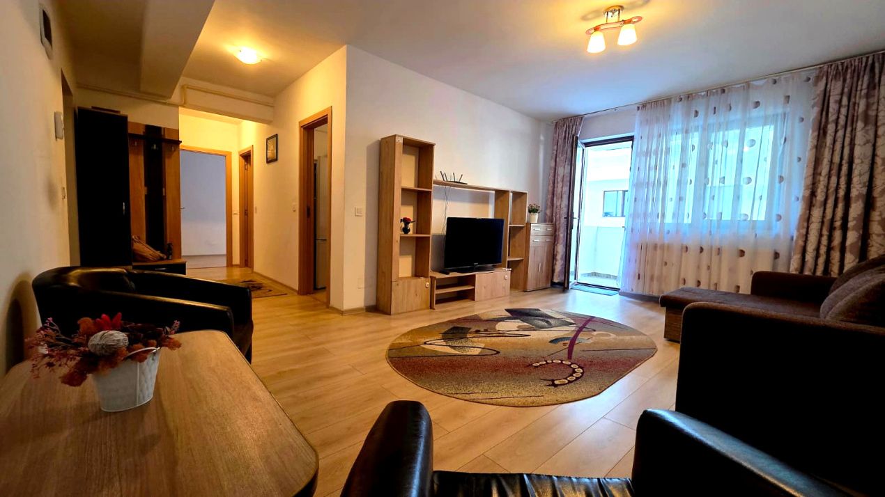 Apartament 2 camere decomandat, in Trivale Bloc Nou, Parcare, Pret neg – fotografia 1 din 10