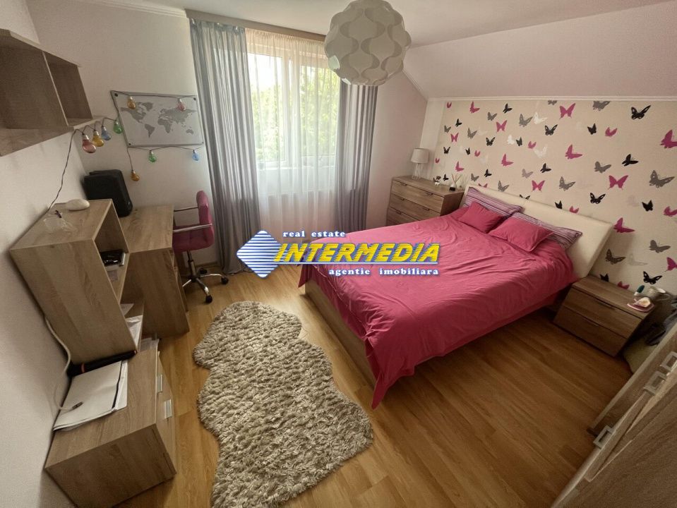 Casa de vanzar in Cetate Alba Iulia cu toate utilitatile – fotografia 13 din 15