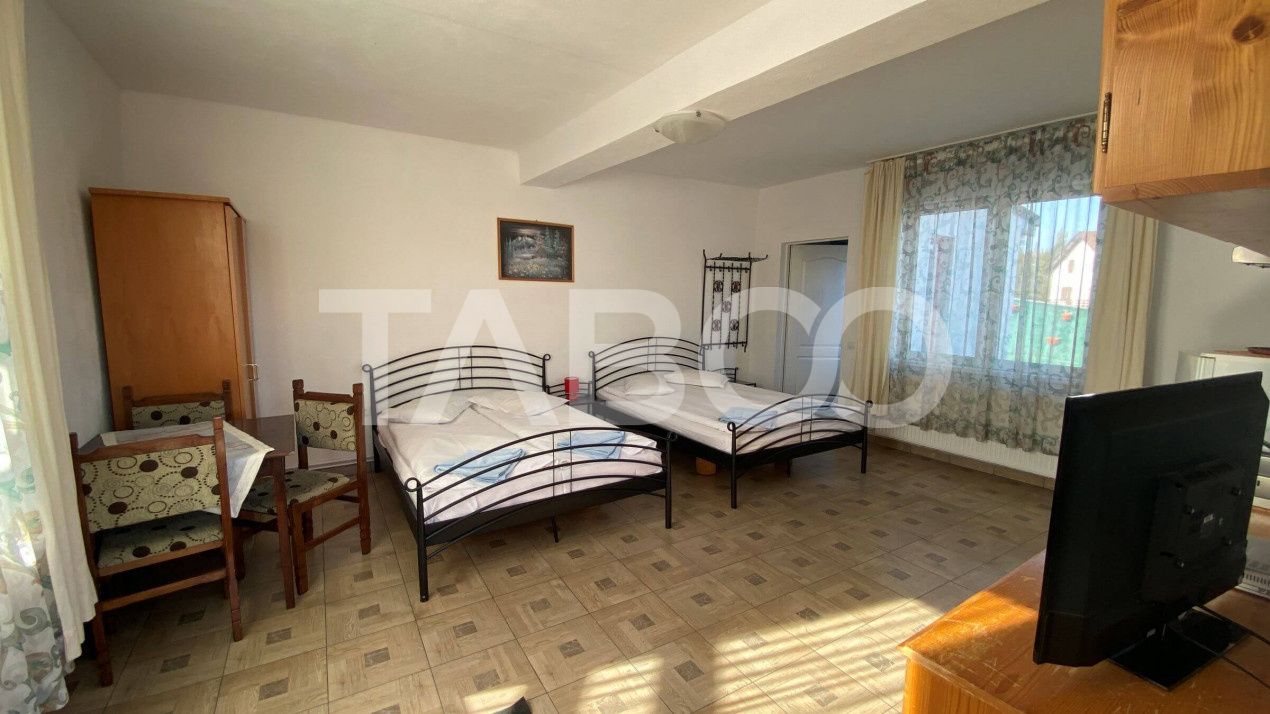 Pensiune de vanzare 10 camere 10 bai 343 mp utili Paltinis Sibiu – fotografia 13 din 19
