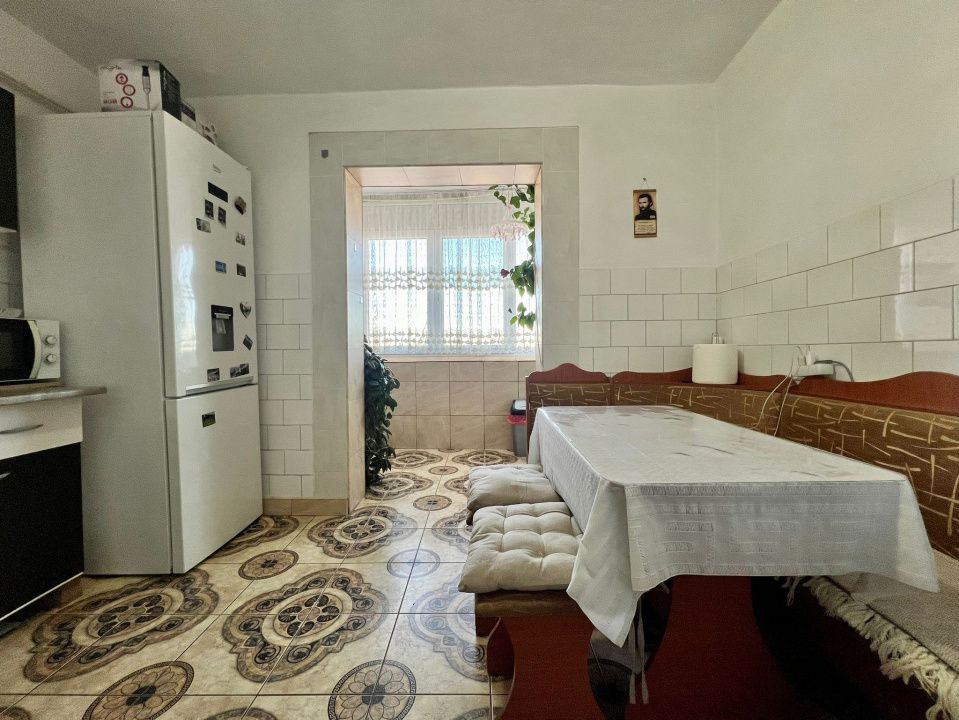Apartament luminos 3 camere, 2 băi, parcare – fotografia 4 din 30
