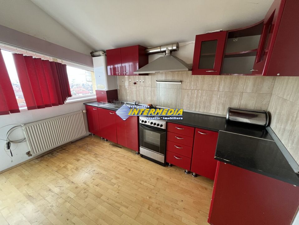 Casa de vanzare in Cetate Alba Iulia cu teren aferent 500 mp – fotografia 1 din 26