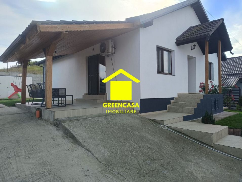 Casă individuală, teren 420 mp și garaj | Sânnicoară – fotografia 8 din 11