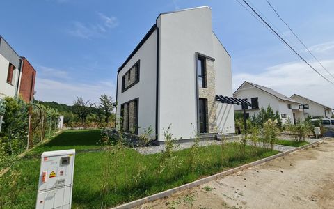 Vila 2 - Complex inchis