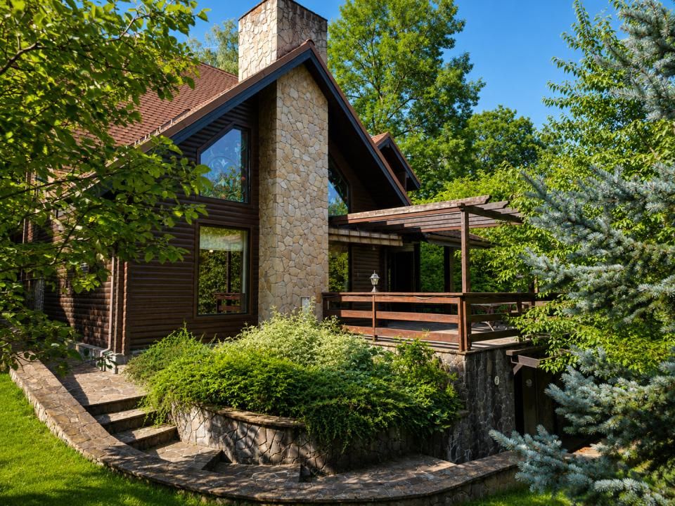 Mountain Chalet | Private Resort | Investment - Nistoresti – fotografia 1 din 25