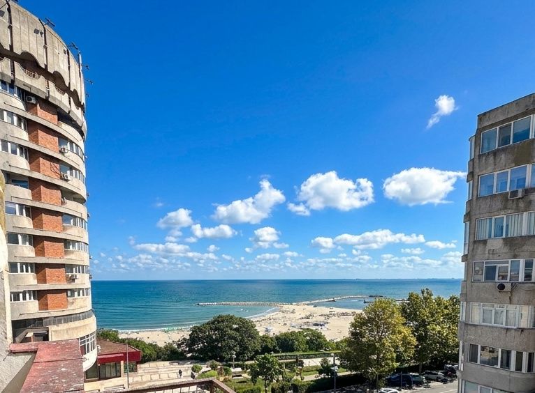 Exclusivitate - Apartament 2 camere vedere spectaculoasă la mare | Zona Modern – fotografia 3 din 11